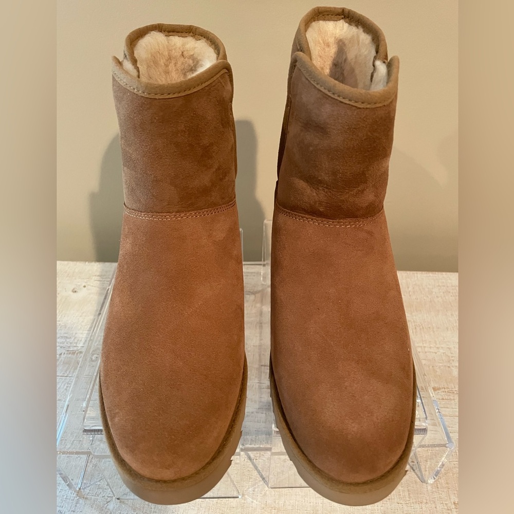 Ugg Kristin - Size 8 Women